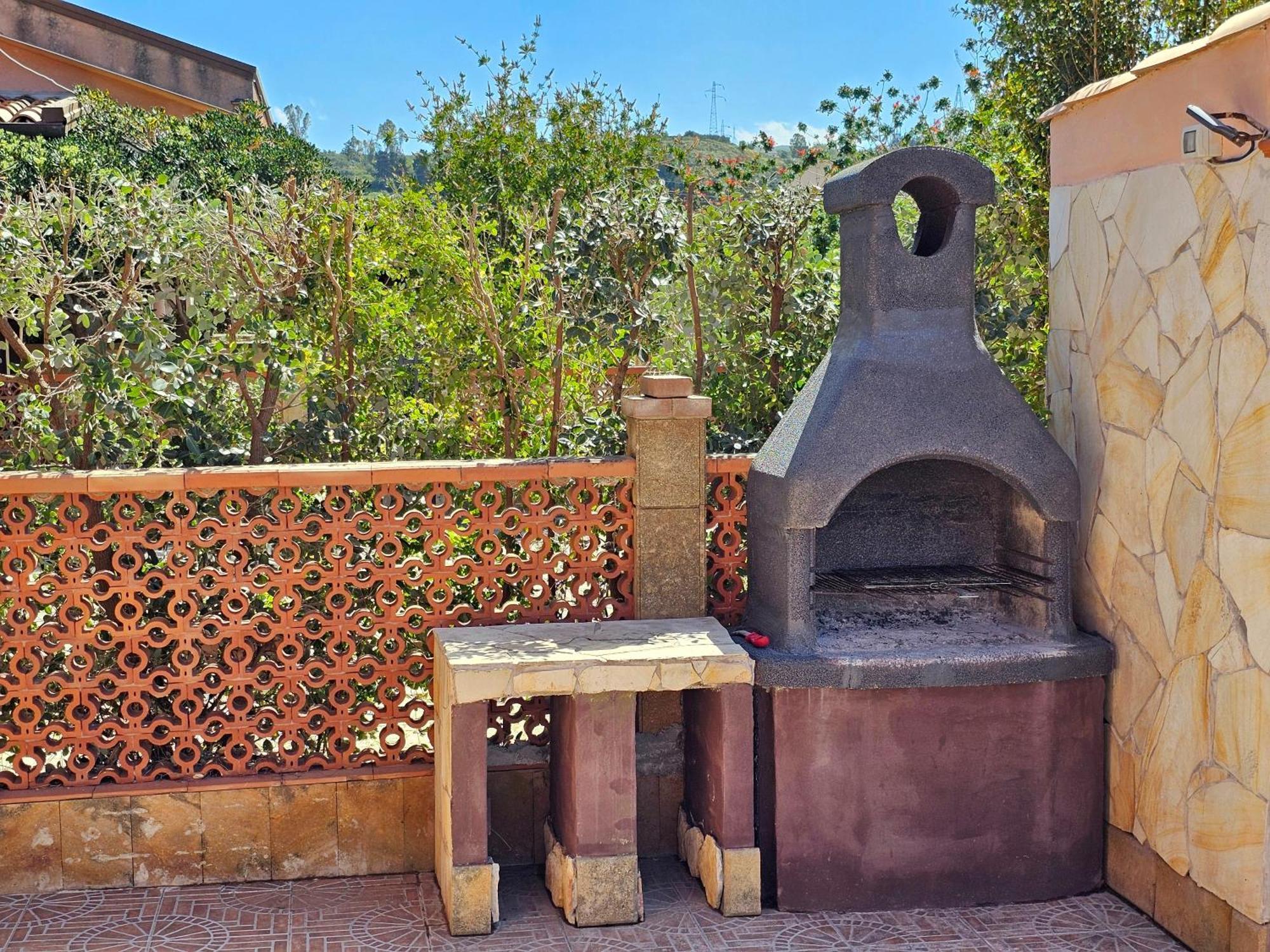 Costa Mediterranea Holiday Homes Campofelice Di Roccella Exterior photo
