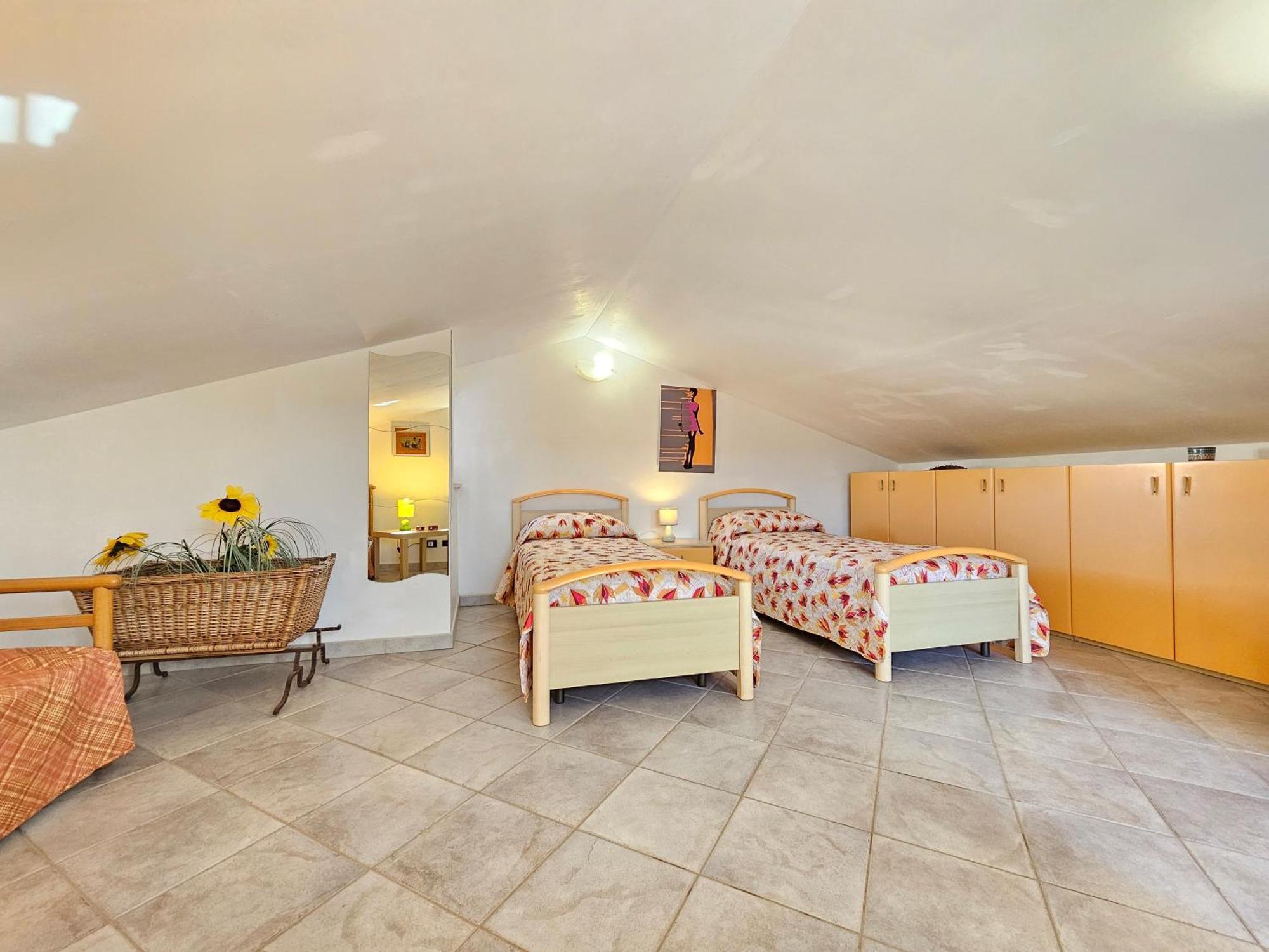 Costa Mediterranea Holiday Homes Campofelice Di Roccella Room photo