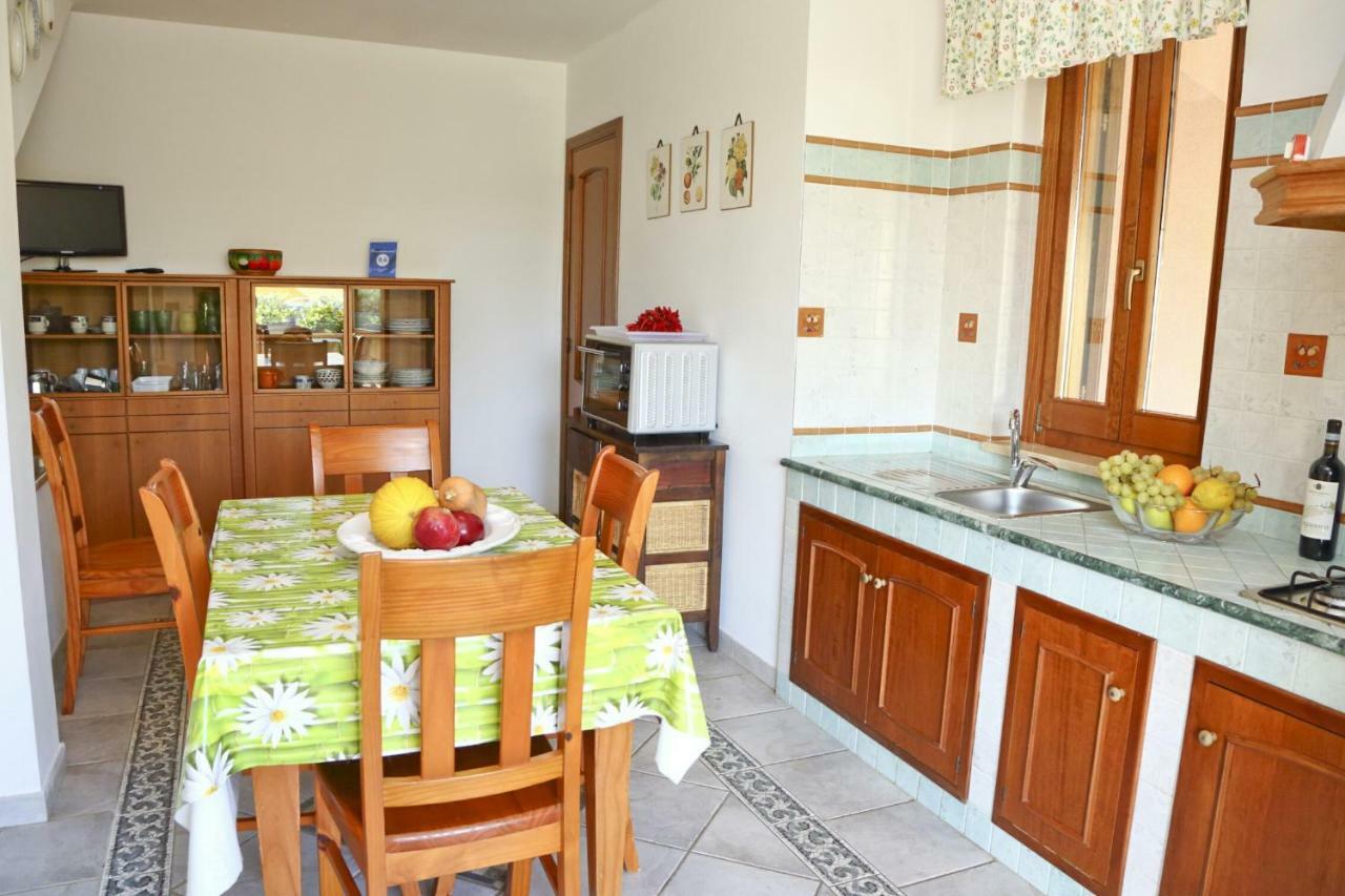 Costa Mediterranea Holiday Homes Campofelice Di Roccella Exterior photo