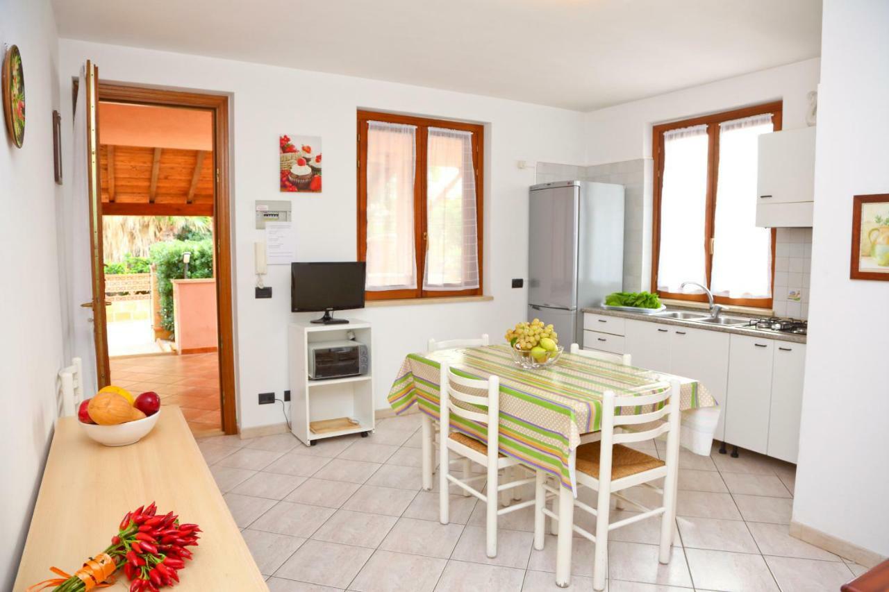 Costa Mediterranea Holiday Homes Campofelice Di Roccella Exterior photo