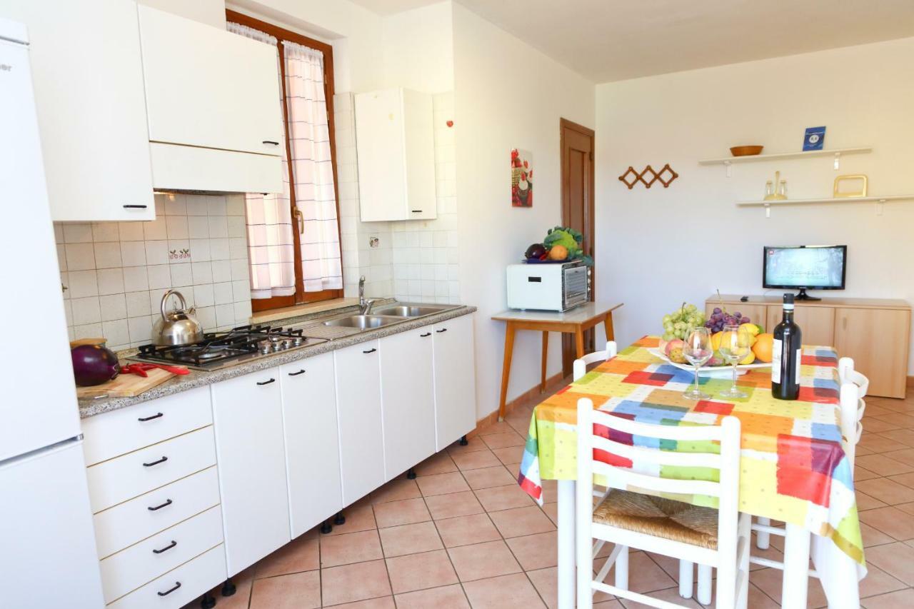 Costa Mediterranea Holiday Homes Campofelice Di Roccella Exterior photo