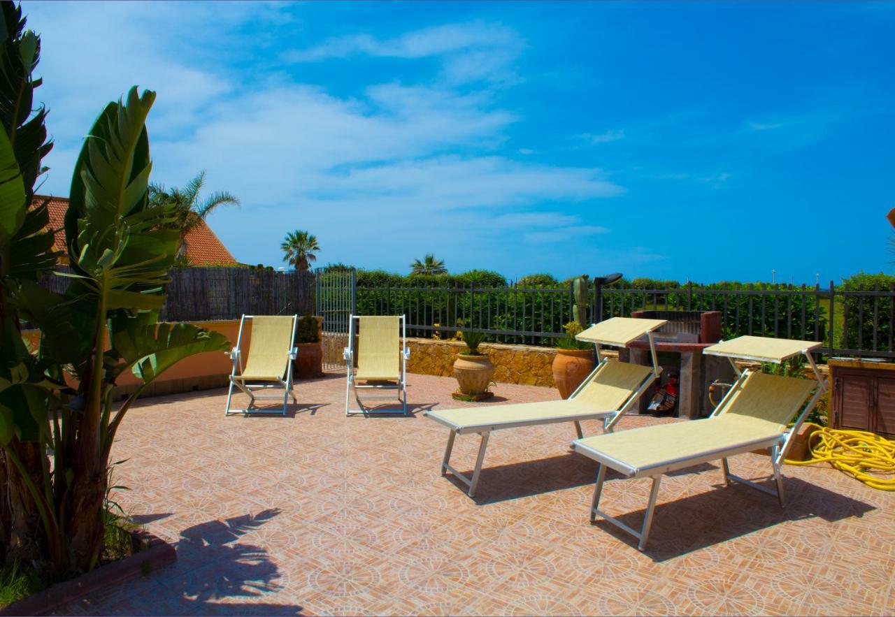 Costa Mediterranea Holiday Homes Campofelice Di Roccella Exterior photo