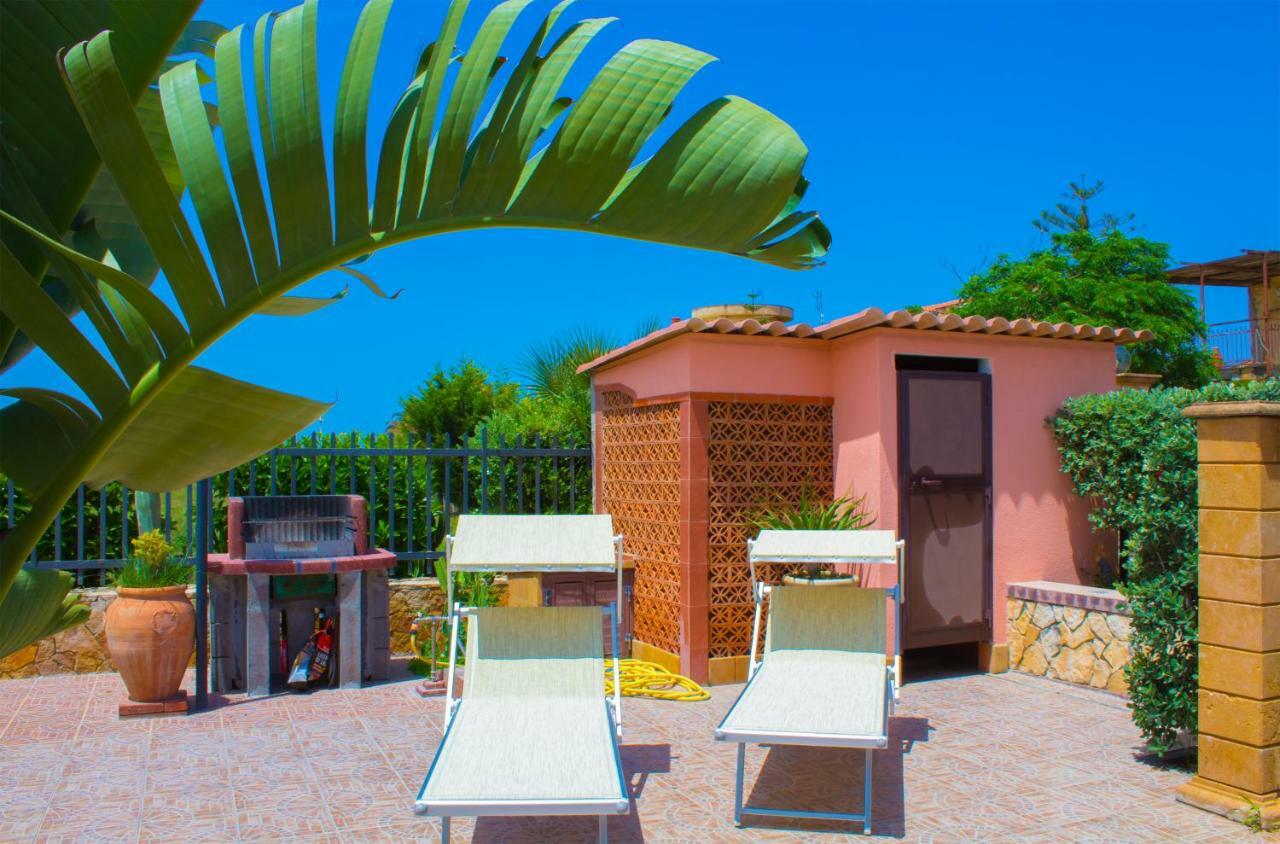 Costa Mediterranea Holiday Homes Campofelice Di Roccella Exterior photo